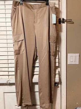 Blue Sol Tan Cargo wide leg Pants Silky feeling size 16 NWT